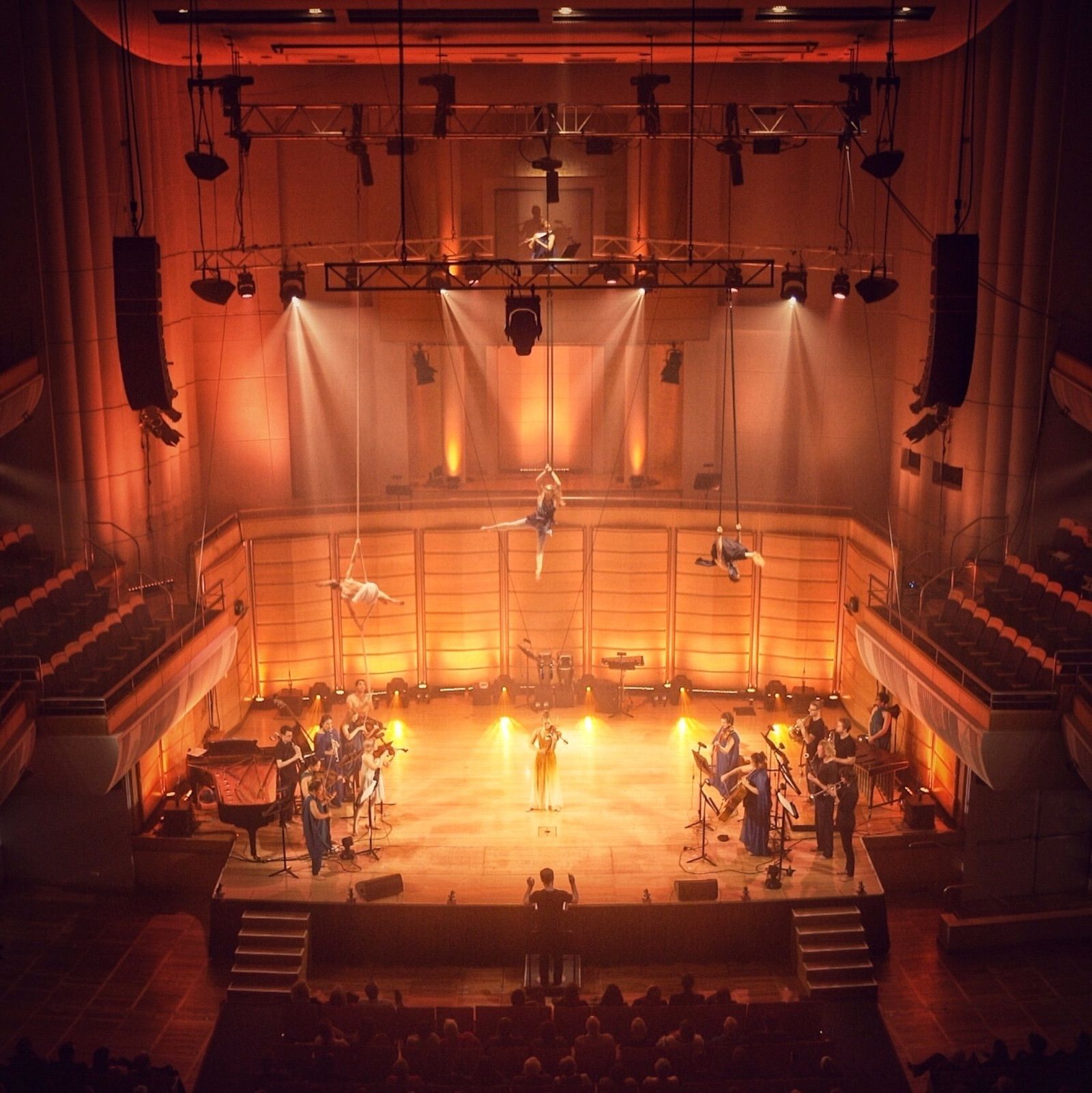 MANINYAS by The Freestyle Orchestra — performance photo 1