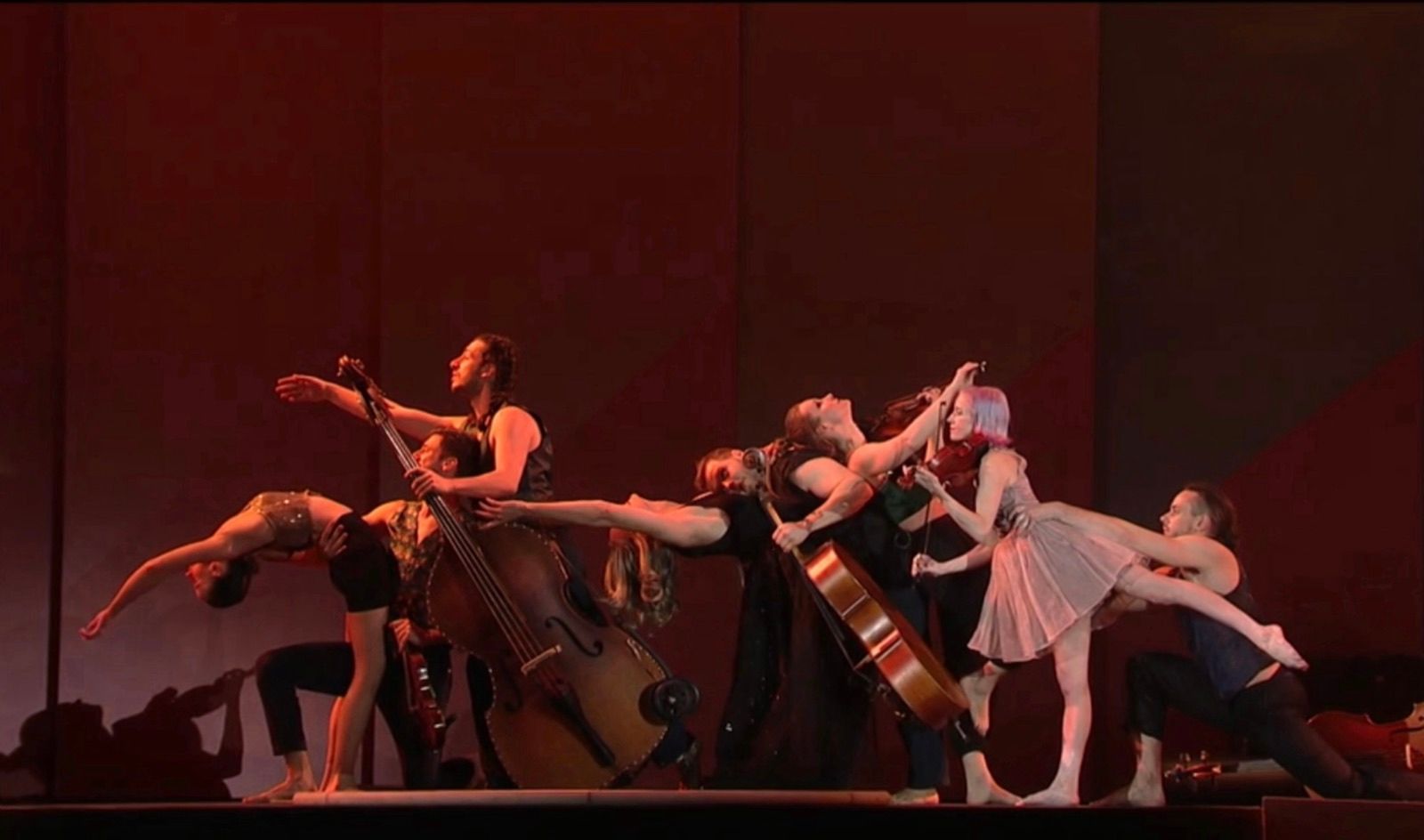 VER by The Freestyle Orchestra — performance photo 5