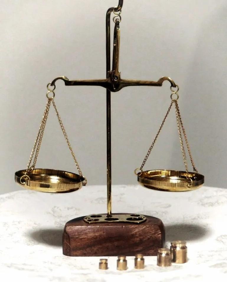 image of a metal weighing scale