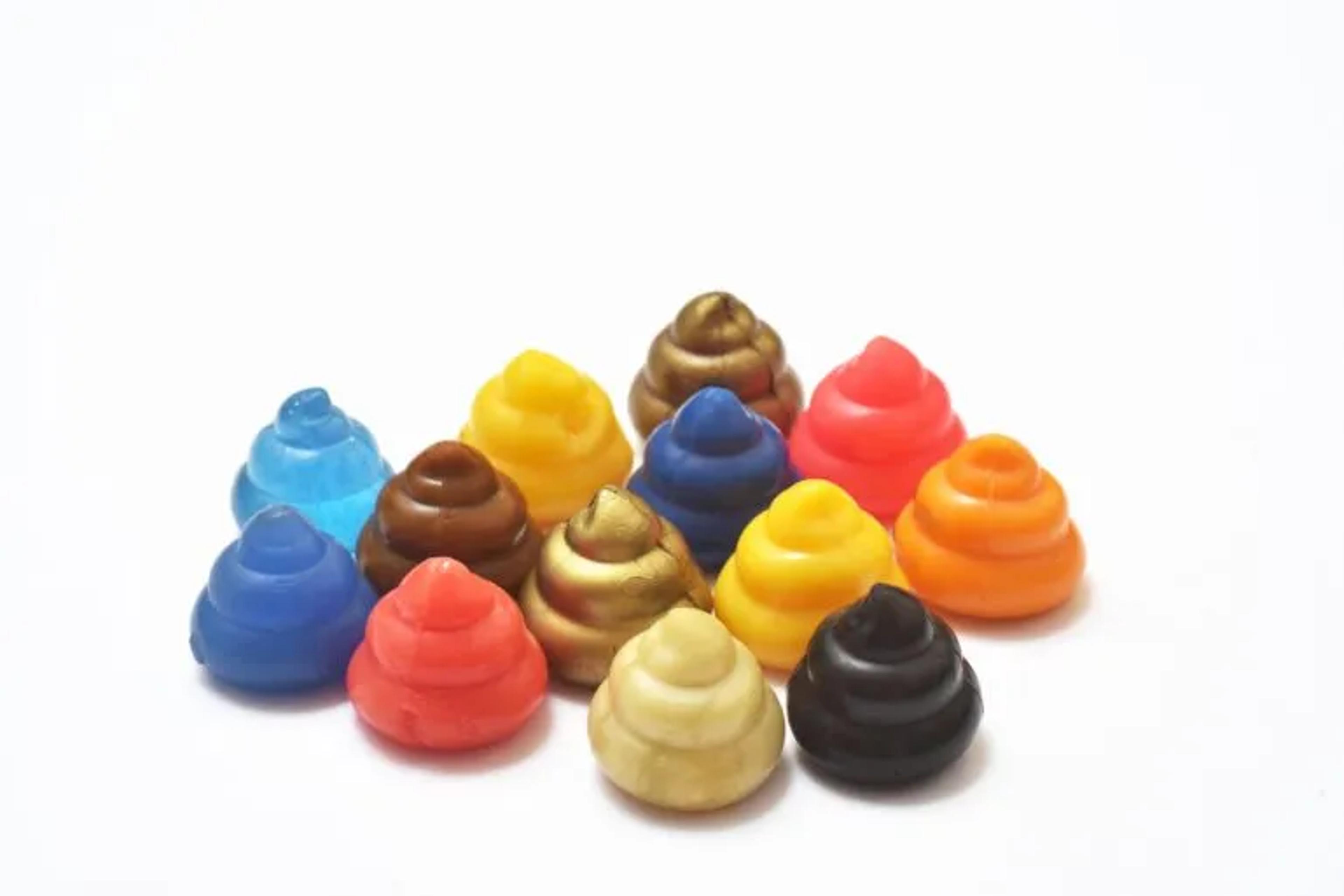 multiple colors of poop