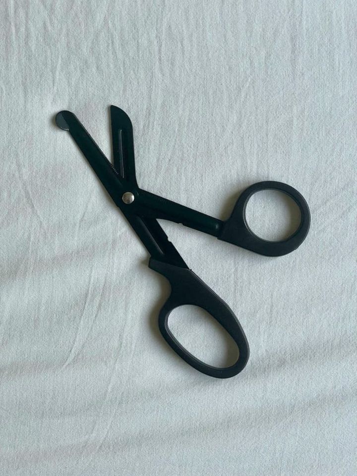 Ciseaux de sécurité noirs
