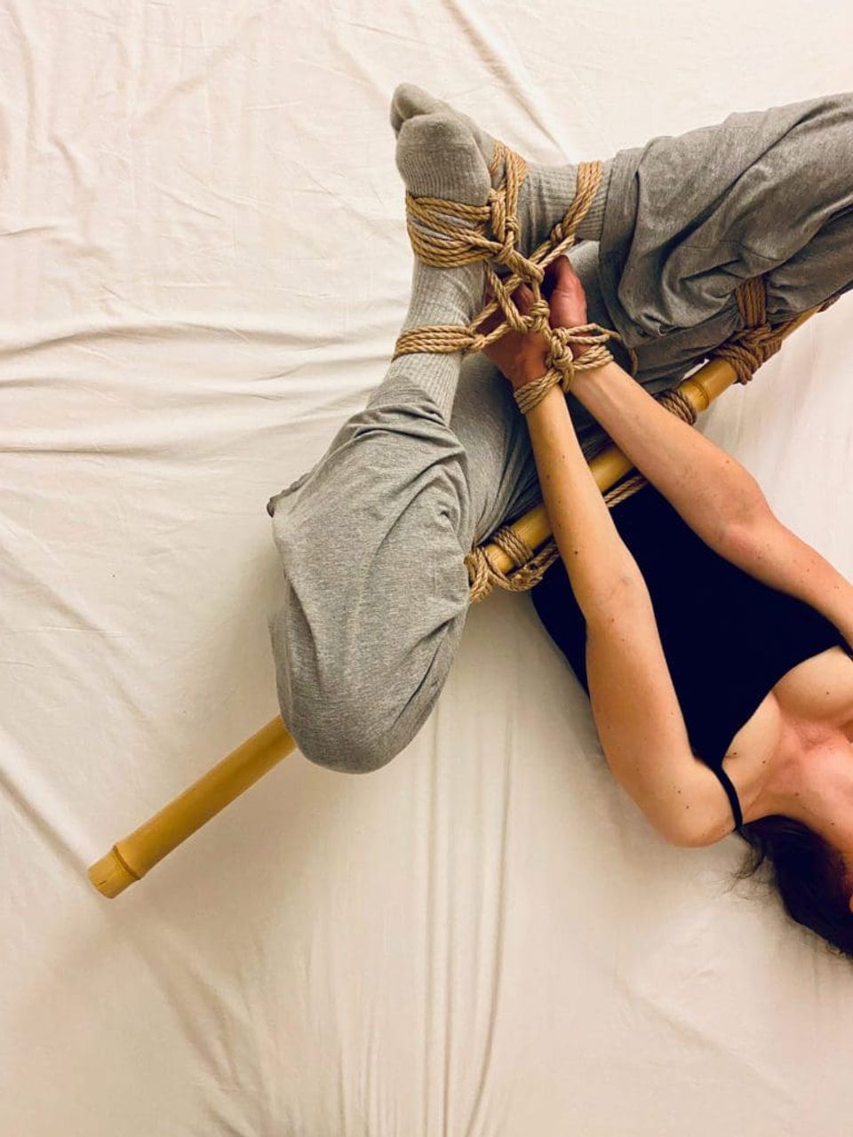 Intimate kinbaku rope session