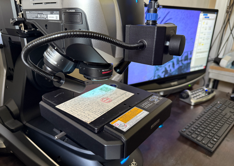 UV microscope illuminator