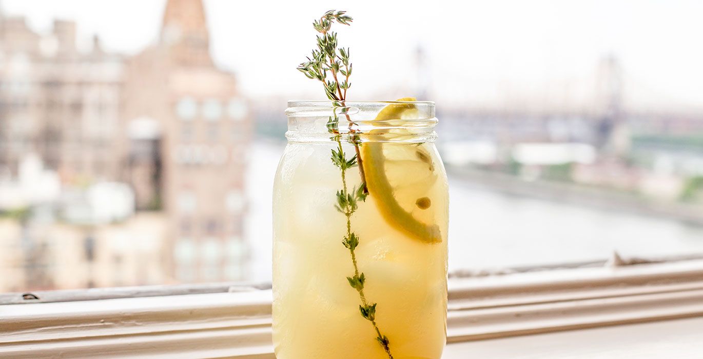 Vodka Thyme Lemonade