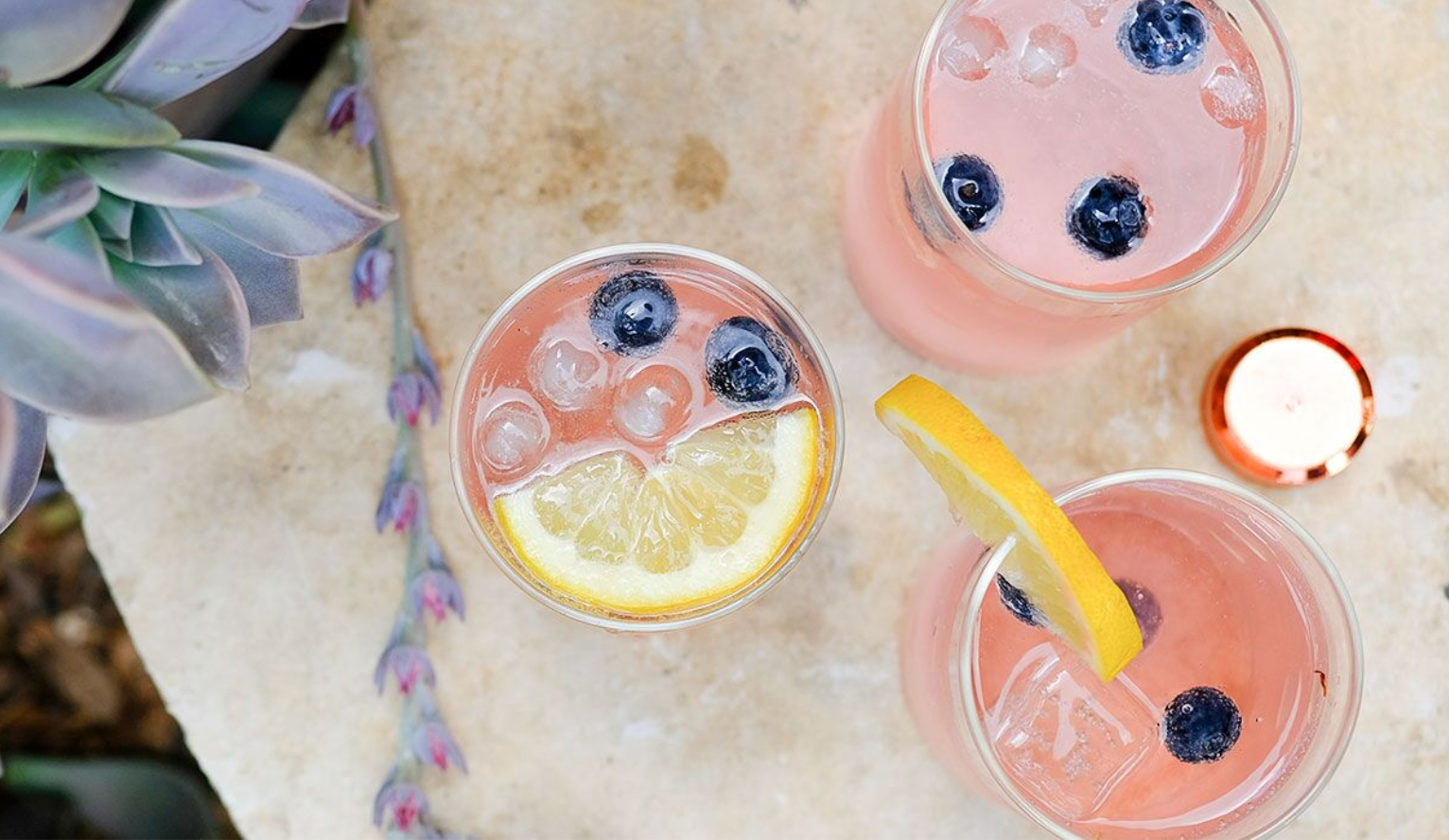 Tito's Blueberry Spritzer