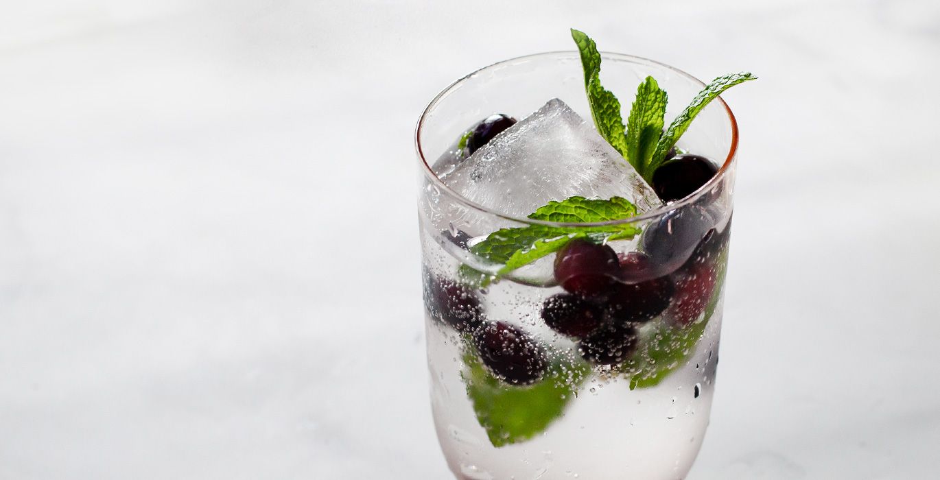 Cranberry Vanilla Spritzer