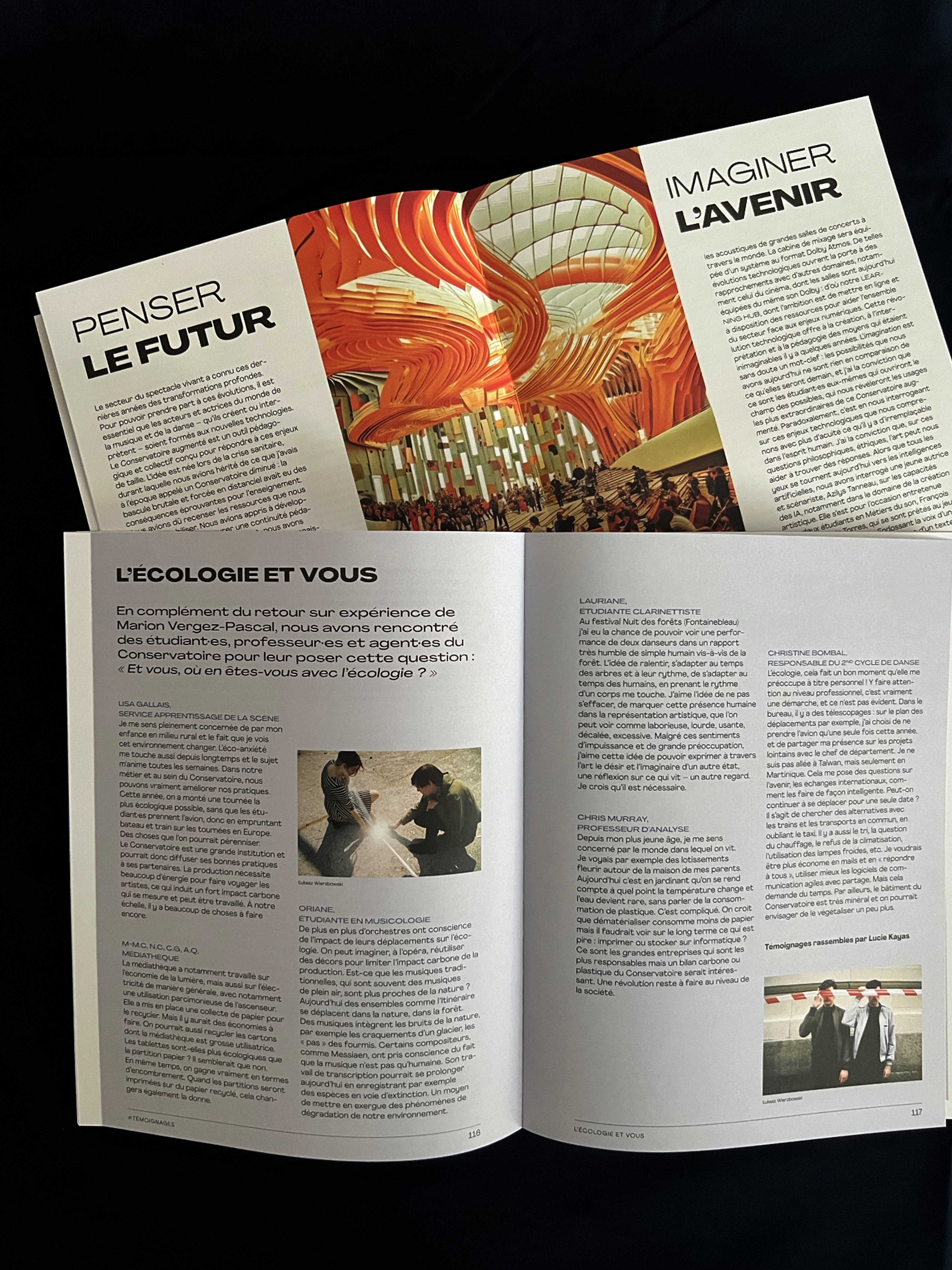 Illustration de la création d'identité du studio