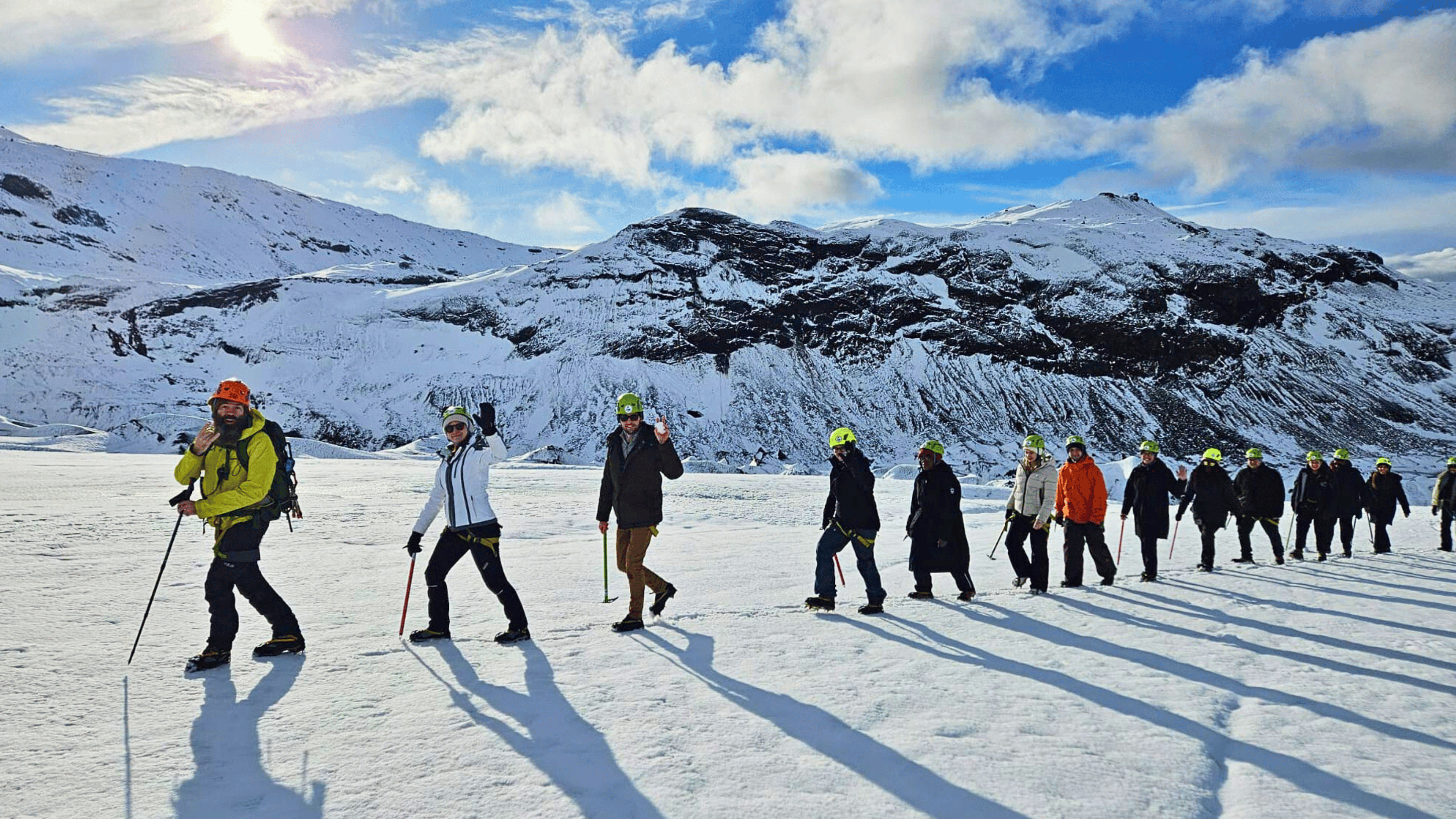 Glacier Hike in May - 2-day South Coast tour