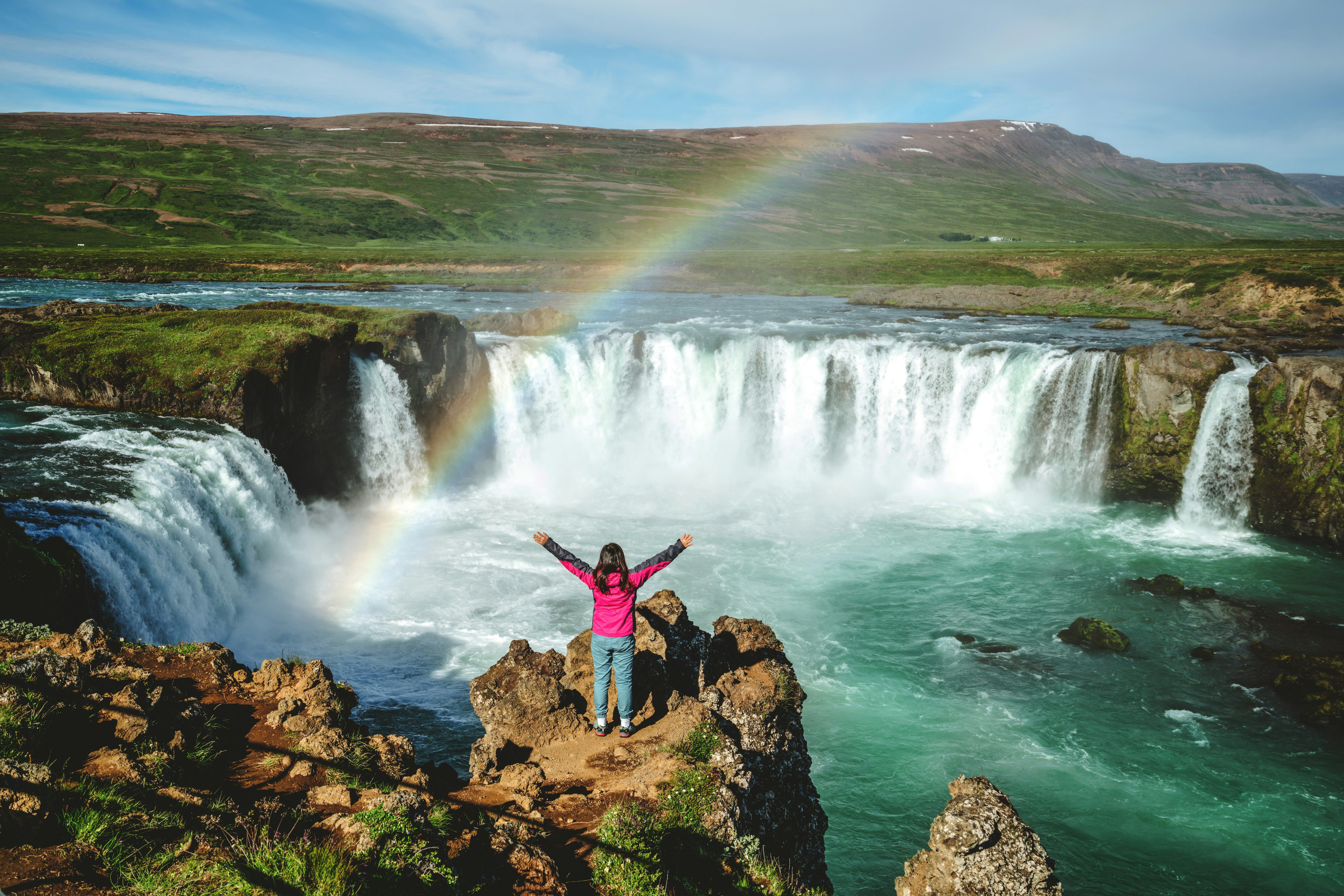 7-day Ring Road Tour around Iceland - Godafoss waterfall