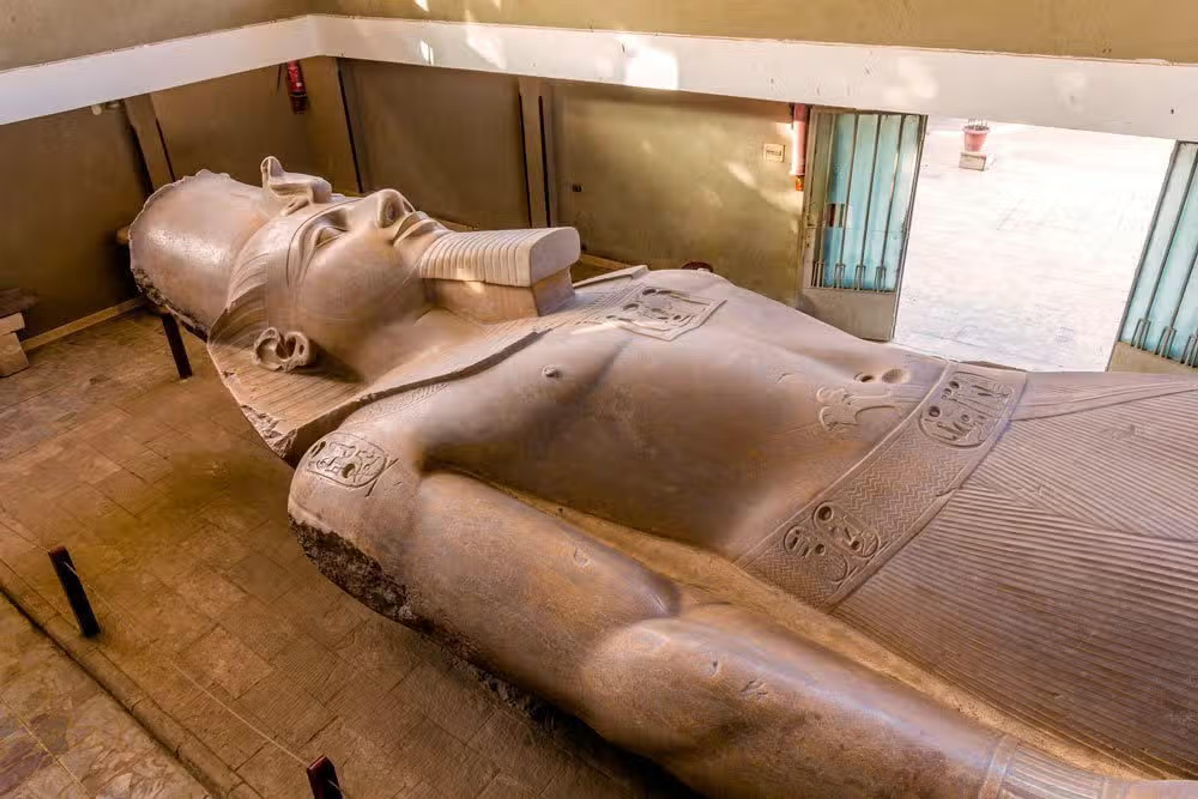 Giza Pyramids, Memphis & Sakkara Tour  3