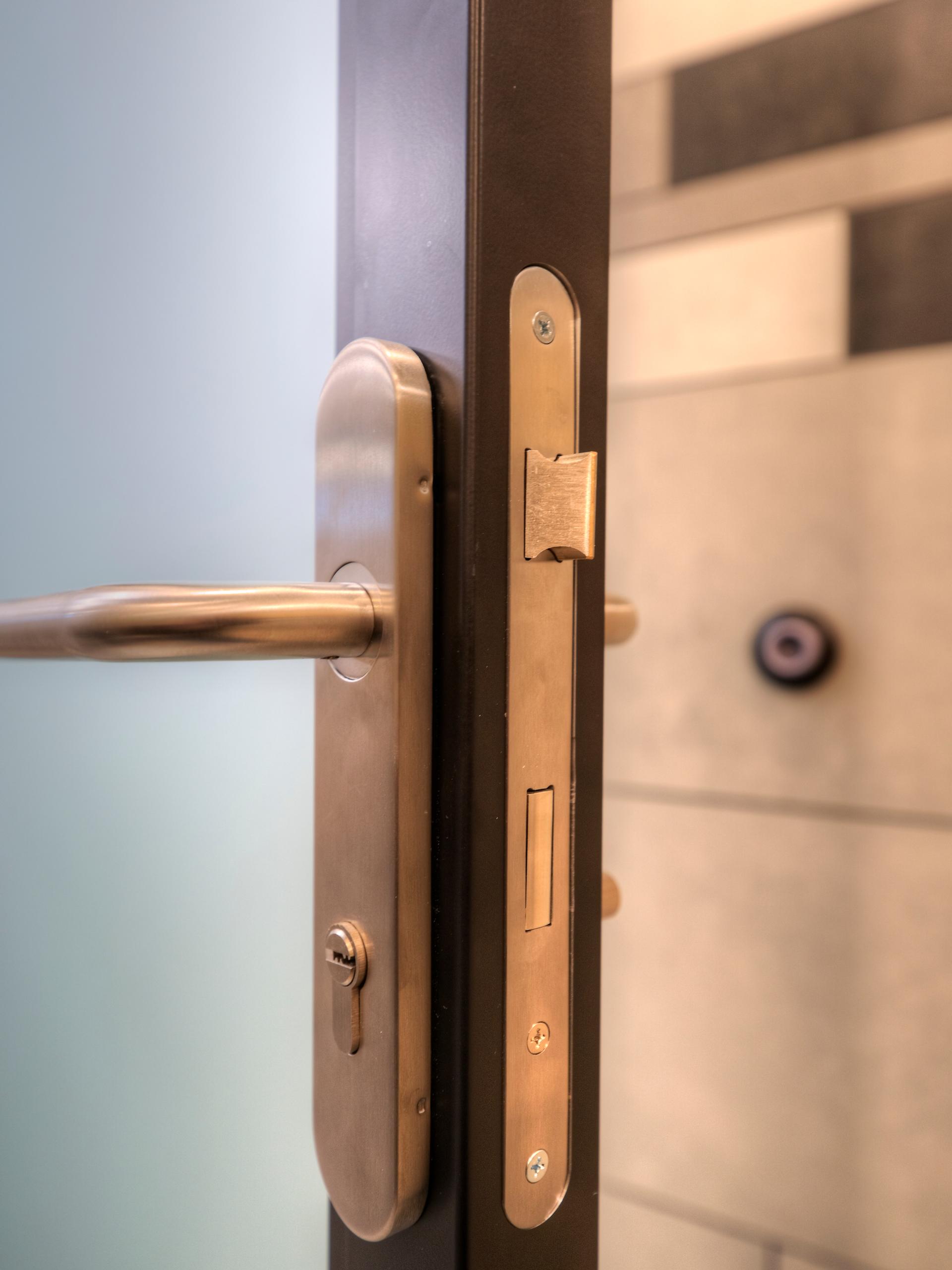 CharterWest Bank ThinWall + Trimmed aluminum door installation