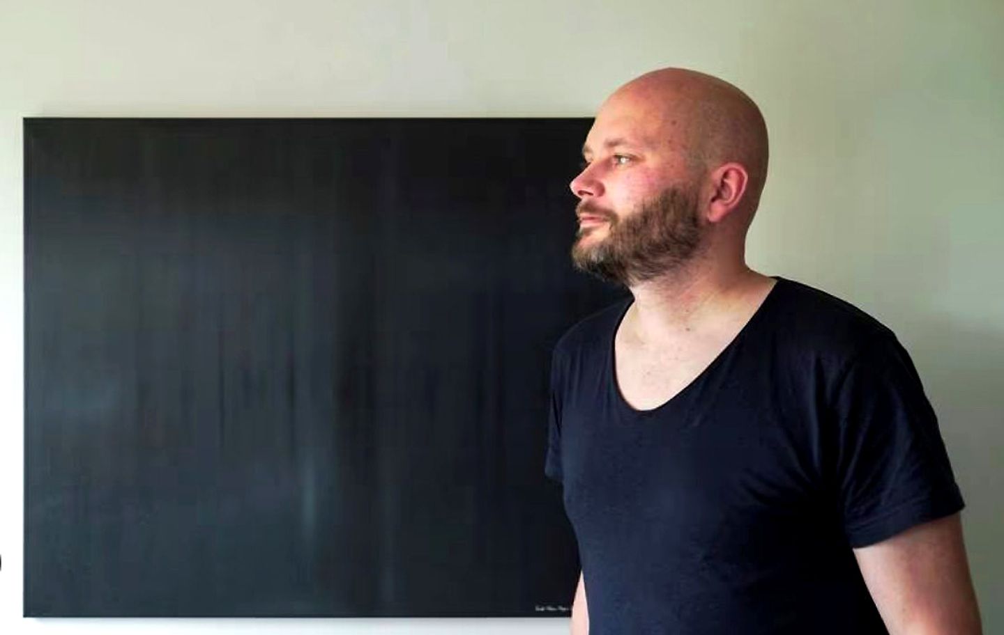 Knut-Stian Hagen stiller ut malerier