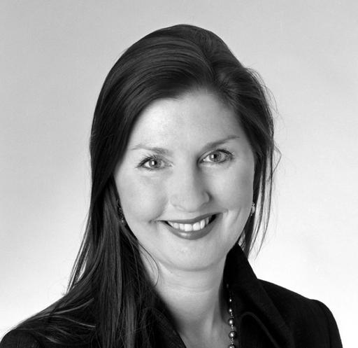 Penny Omell headshot