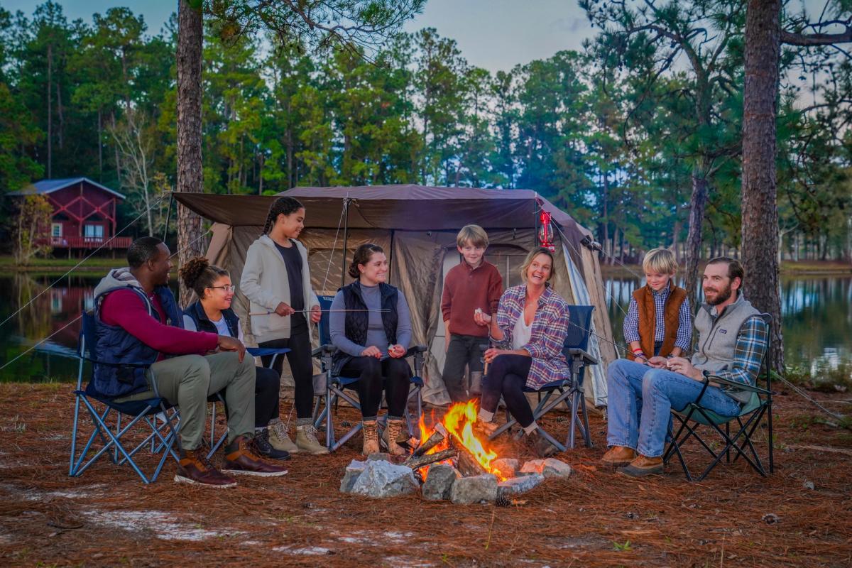 Lakeside campsites at a district park
