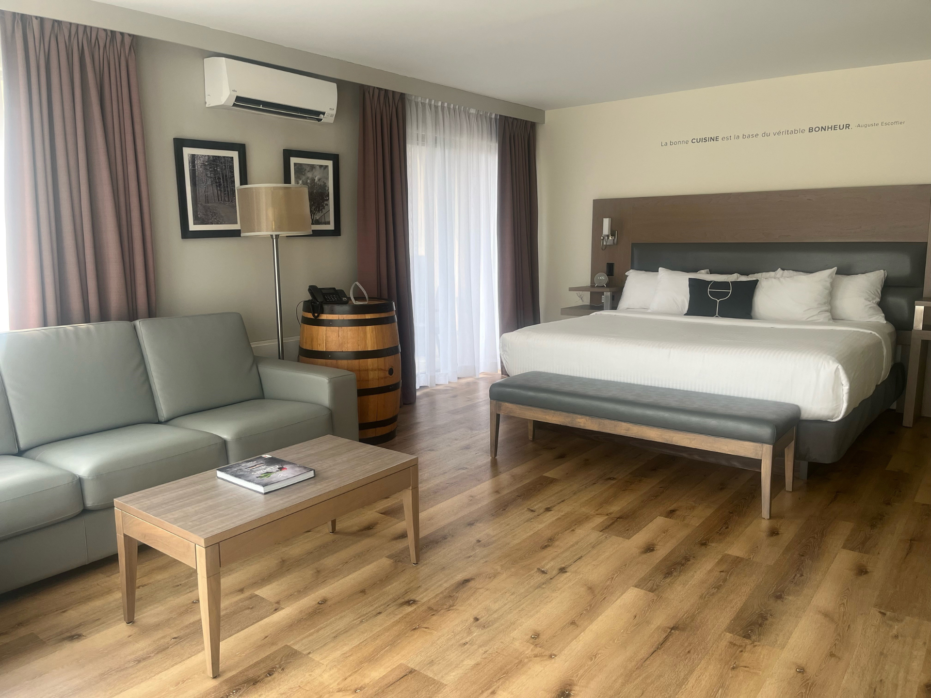 Image Half Width Halls Card