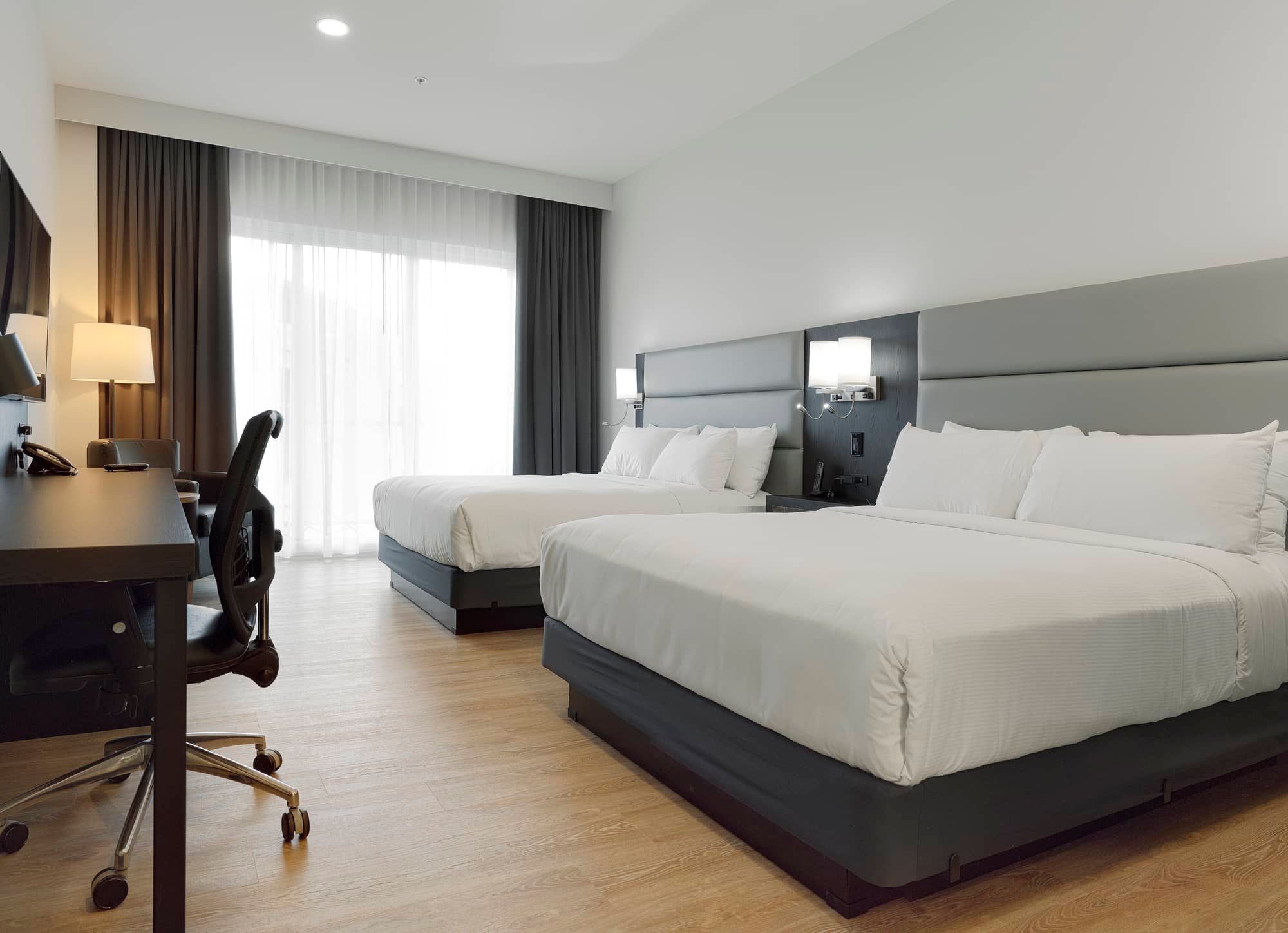 Image Half Width Halls Card