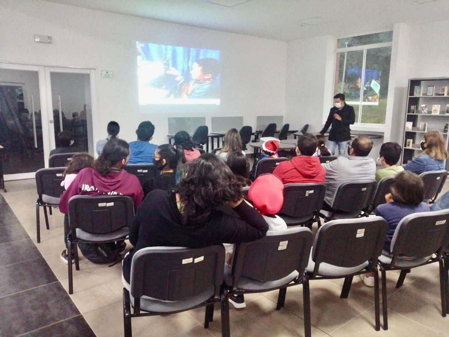 The educator teaching GDevelop.