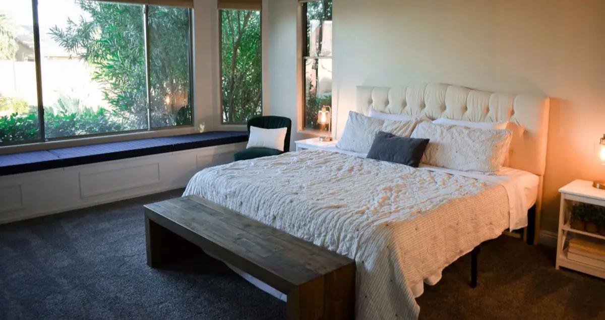 Serene bedroom in a TDY lodging near Luke AFB suitable for reimbursable stays