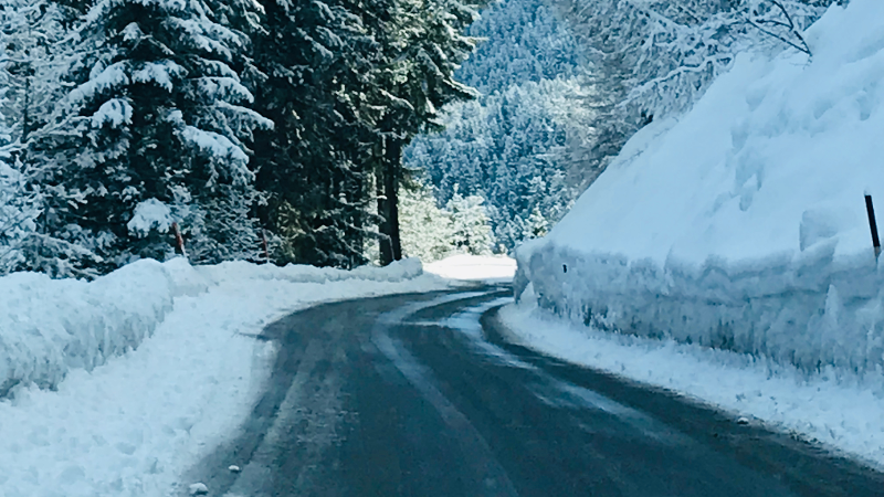 Driving to Red River in the Winter- What You Need To Know