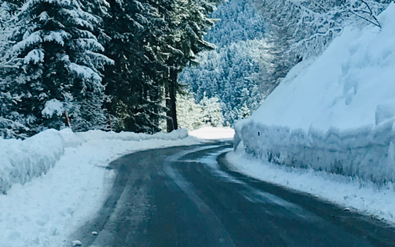 Driving to Red River in the Winter- What You Need To Know
