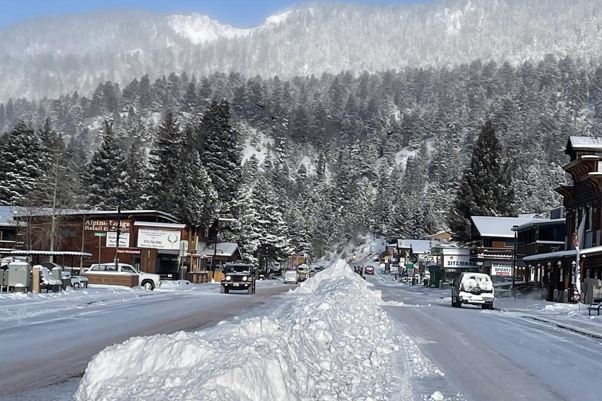 Do You Need Four-Wheel Drive or Snow Chains in Red River, NM?
