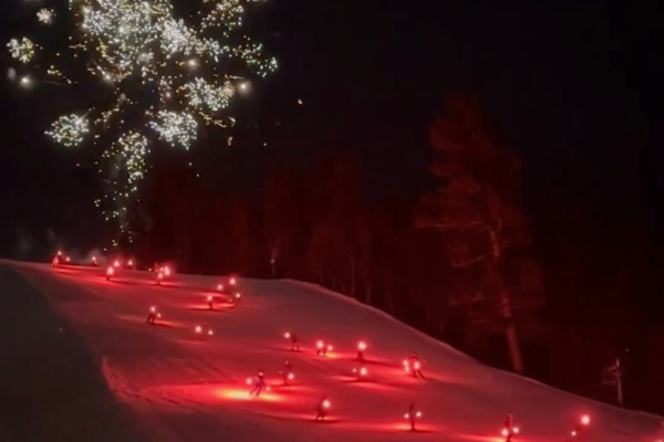 Celebrating the Holidays in Red River: Events, Lights, and Memories