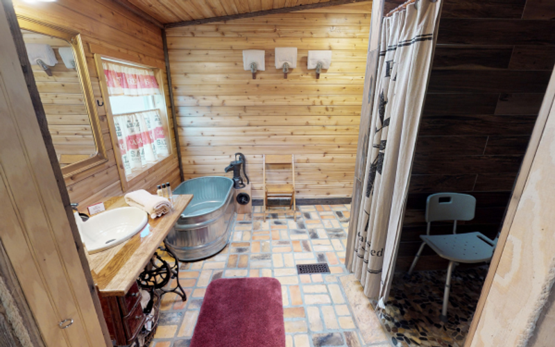 Lodging in Red River - Handicap Friendly