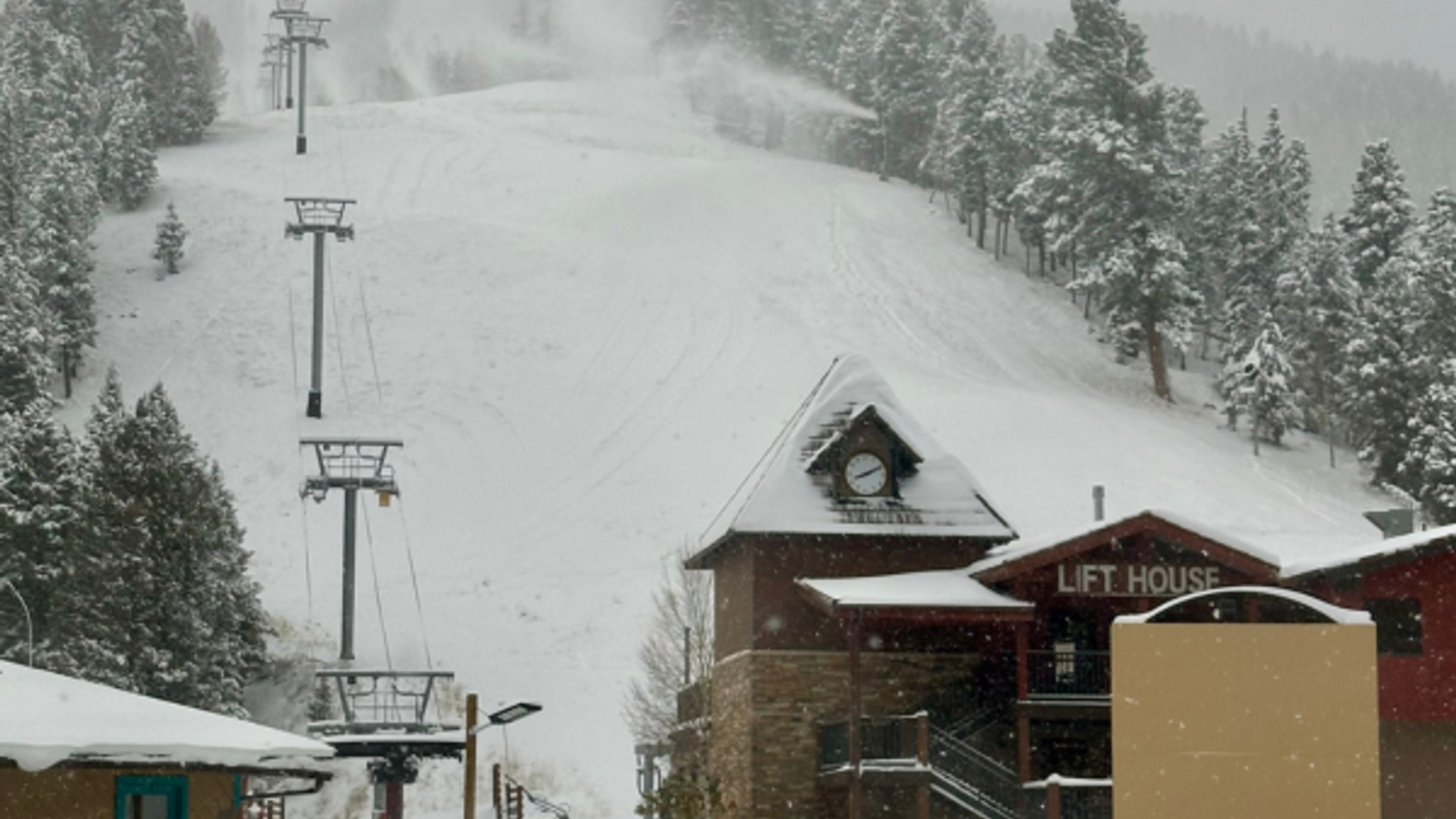 5 Reasons We are Excited For This Year's Ski Season