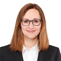 Ansprechpartnerin für Fragen rund um Praktikum, Ausbildung, duales Studium und den Bewerbungsprozess bei SpaceITup.