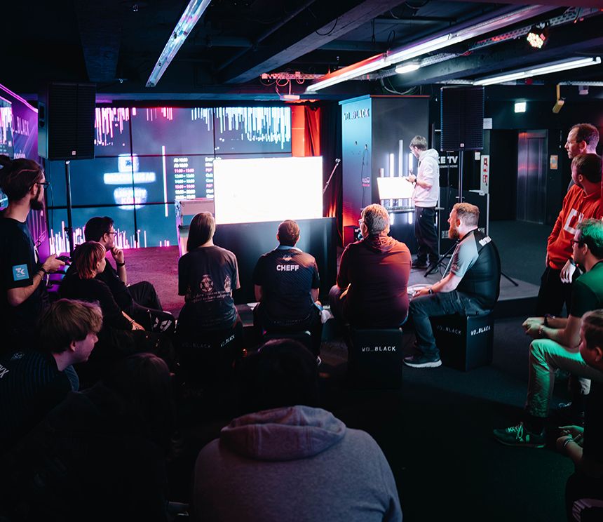 Talents der BROCKHAUS AG bei einem gemeinsamen Gaming- und eSports-Event für Technikbegeisterte