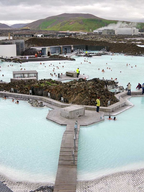 La maravillosa belleza de la Laguna Azul en Islandia