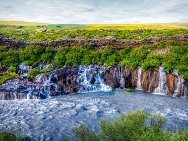 Vista panorámica de Hraunfossar
