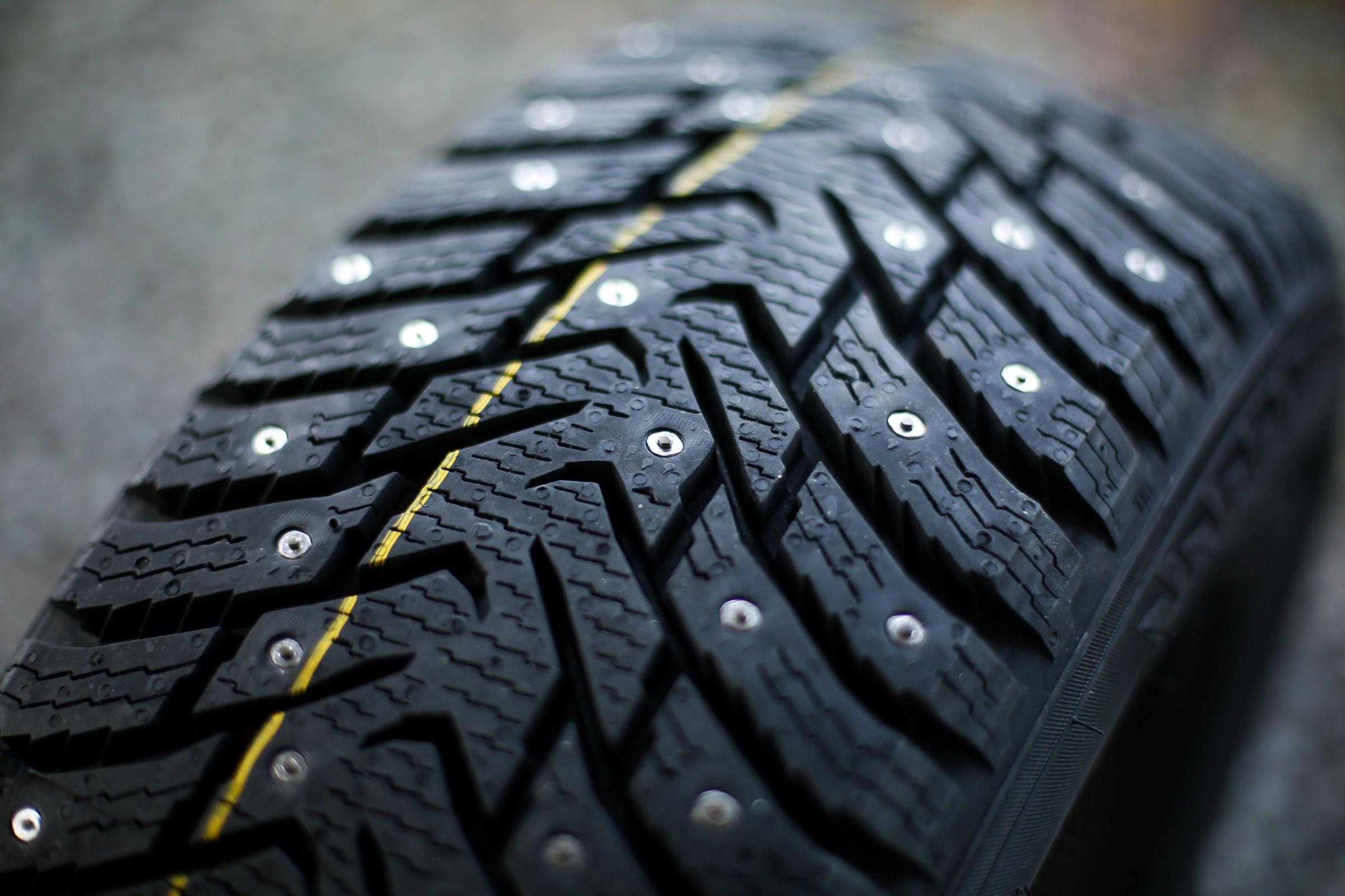 winter studded tire for driving in iceland