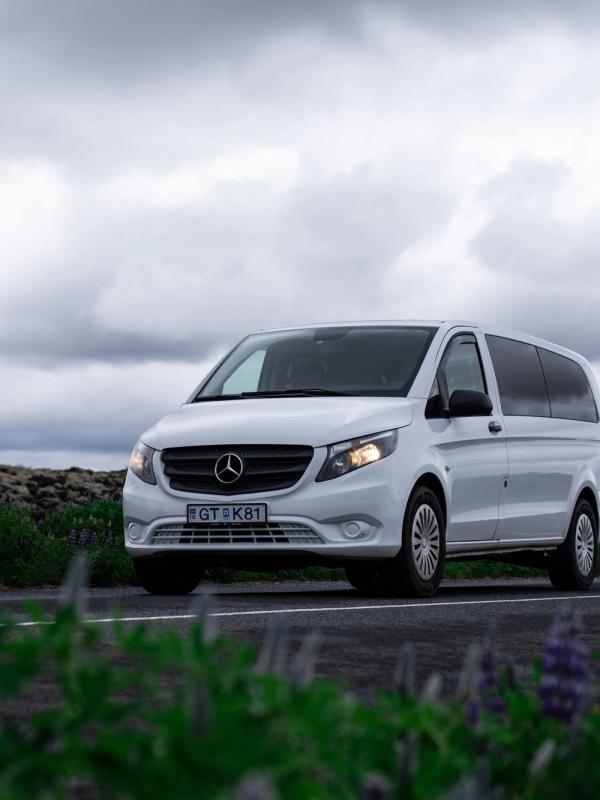 Mercedes Vito blanca