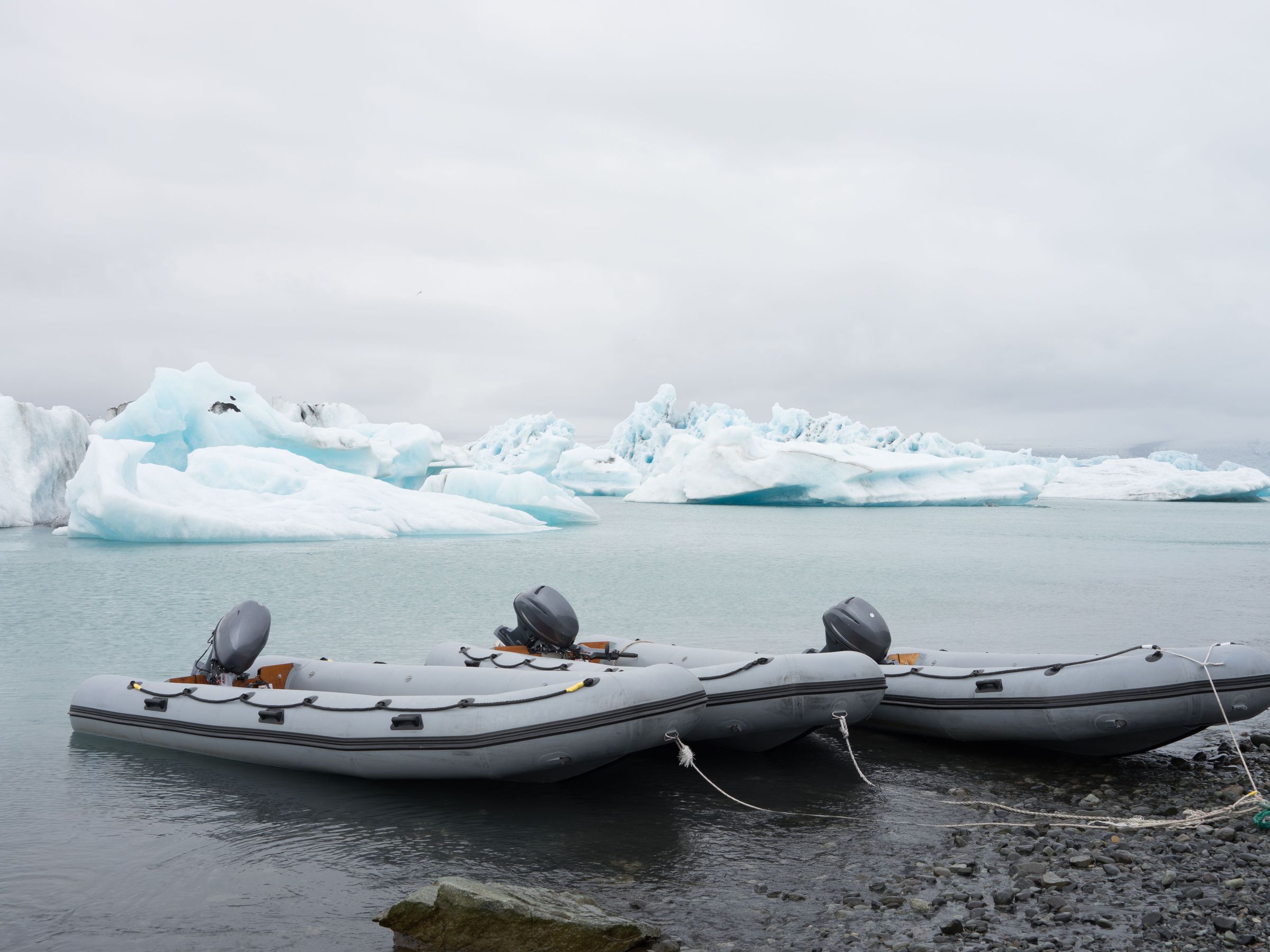 Dos zodiacs en Jökulsárlón