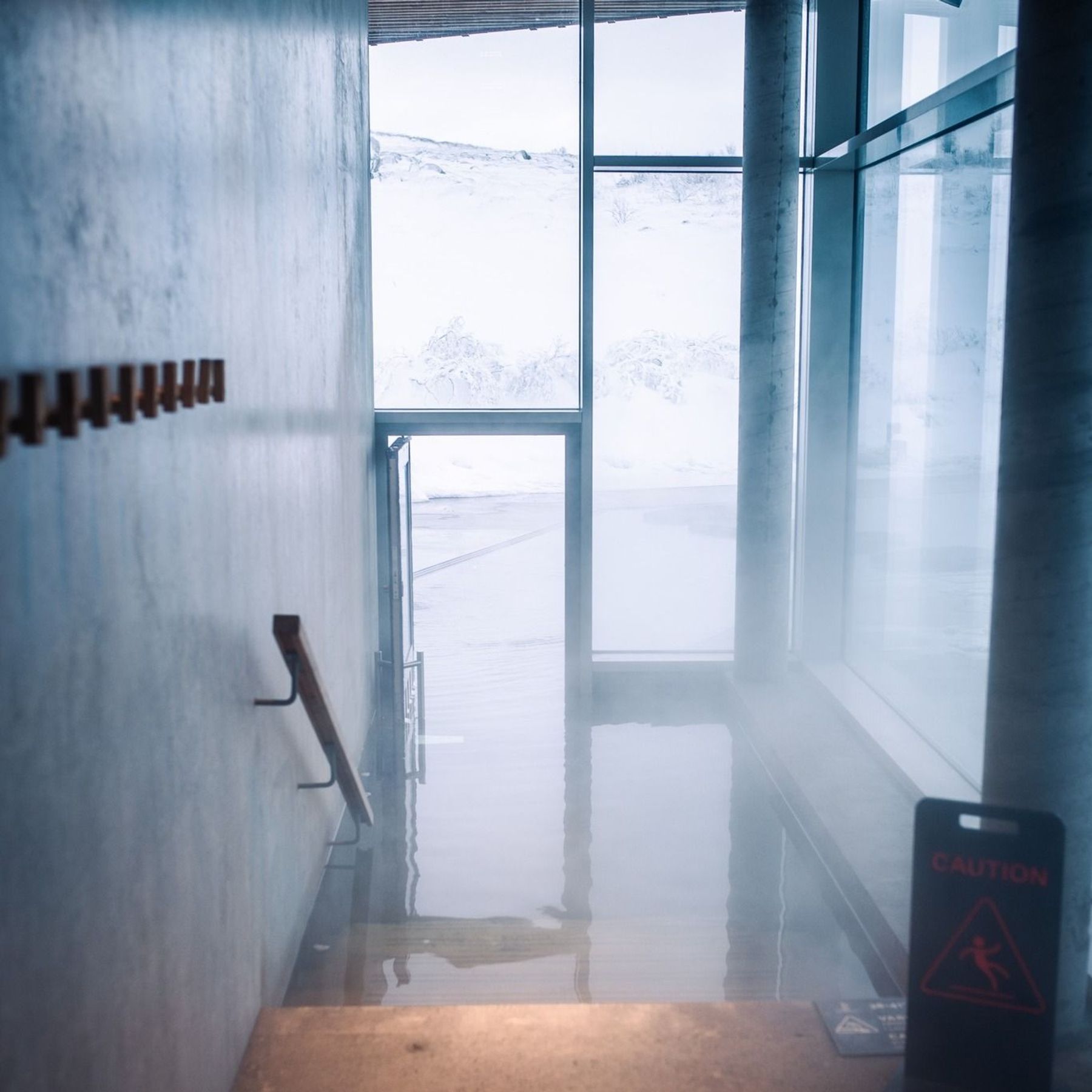 Water paths leading to the outside pools in Vök Baths