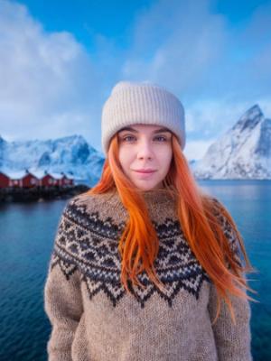 Young girl wearing the traditional Icelandic clothes for cold