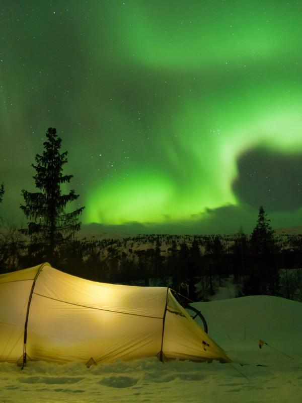 Tent under the northern lights