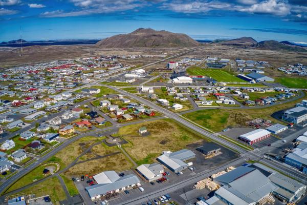 vista aérea del pueblo de Grindavík