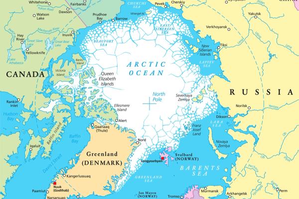 Mapa mundi con la zona de Islandia-Groenlandia en el centro