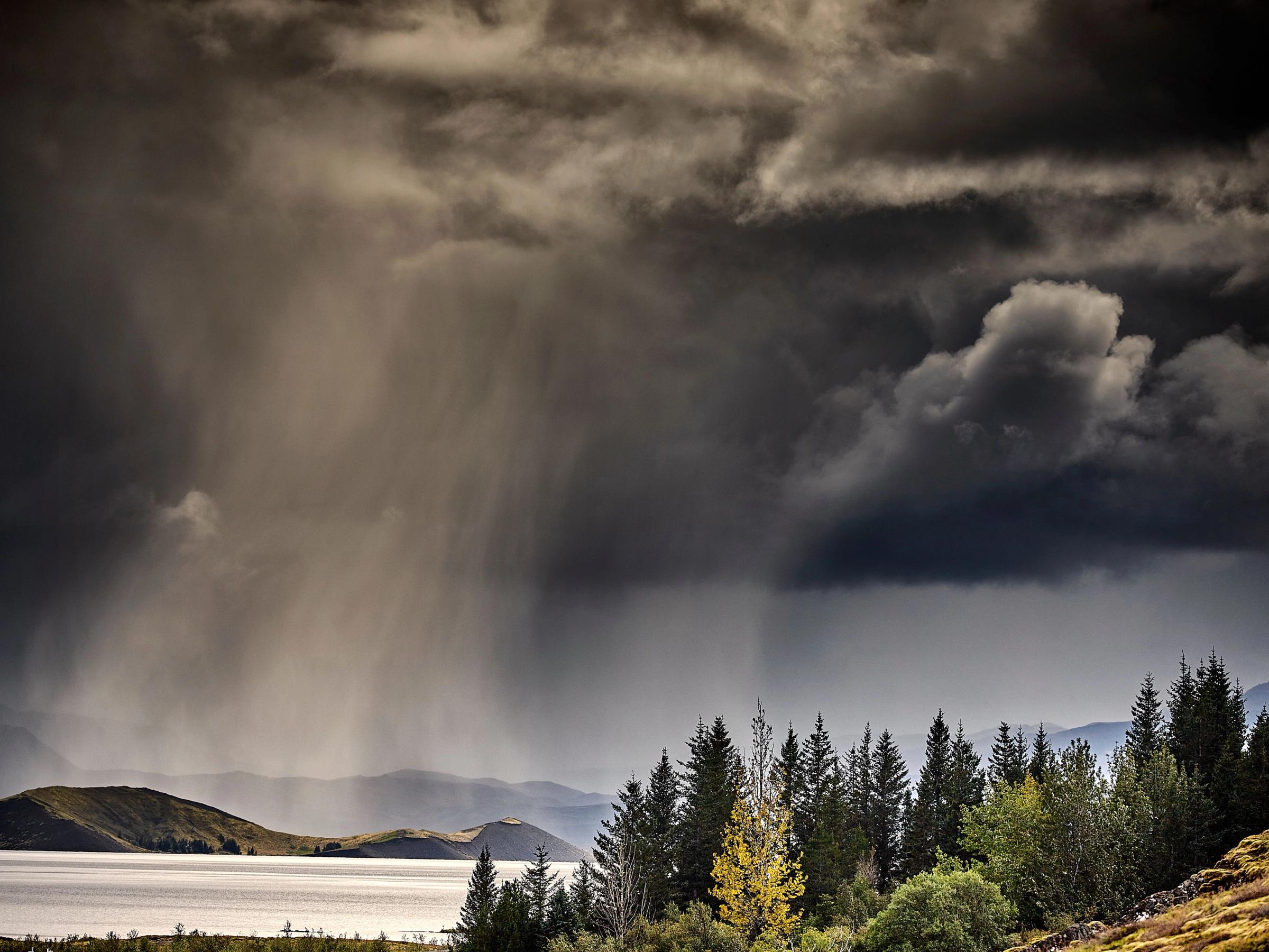 Día de lluvia en Islandia