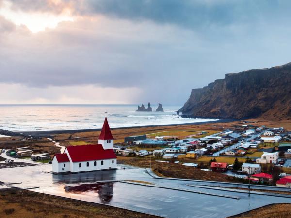 El pueblo de Vik en Islandia