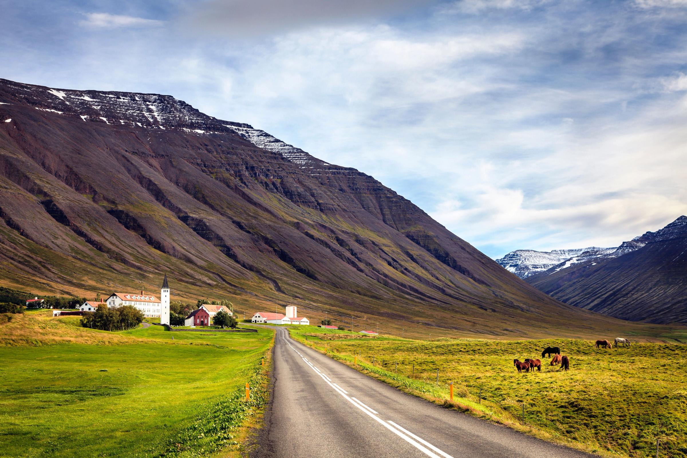 Hólar, Islandia
