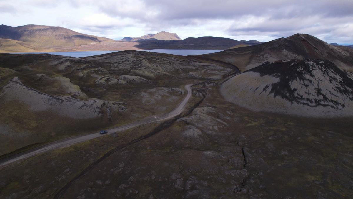 Vista aérea de una carretera F en Islandia