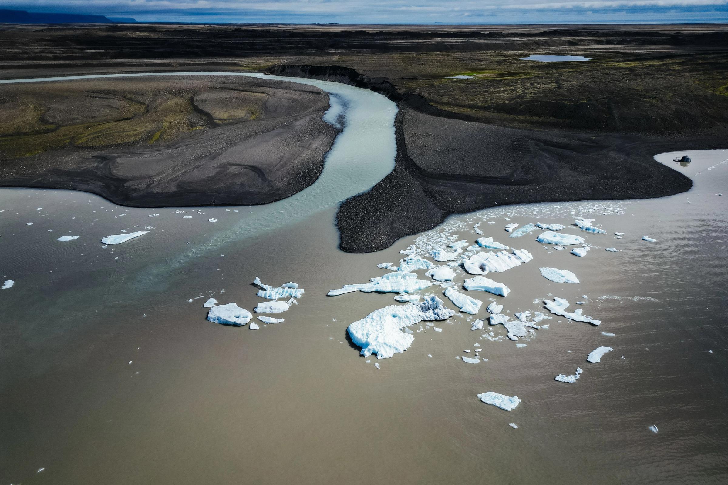 Vista aérea de la Laguna Glaciar de Fjallsárlón