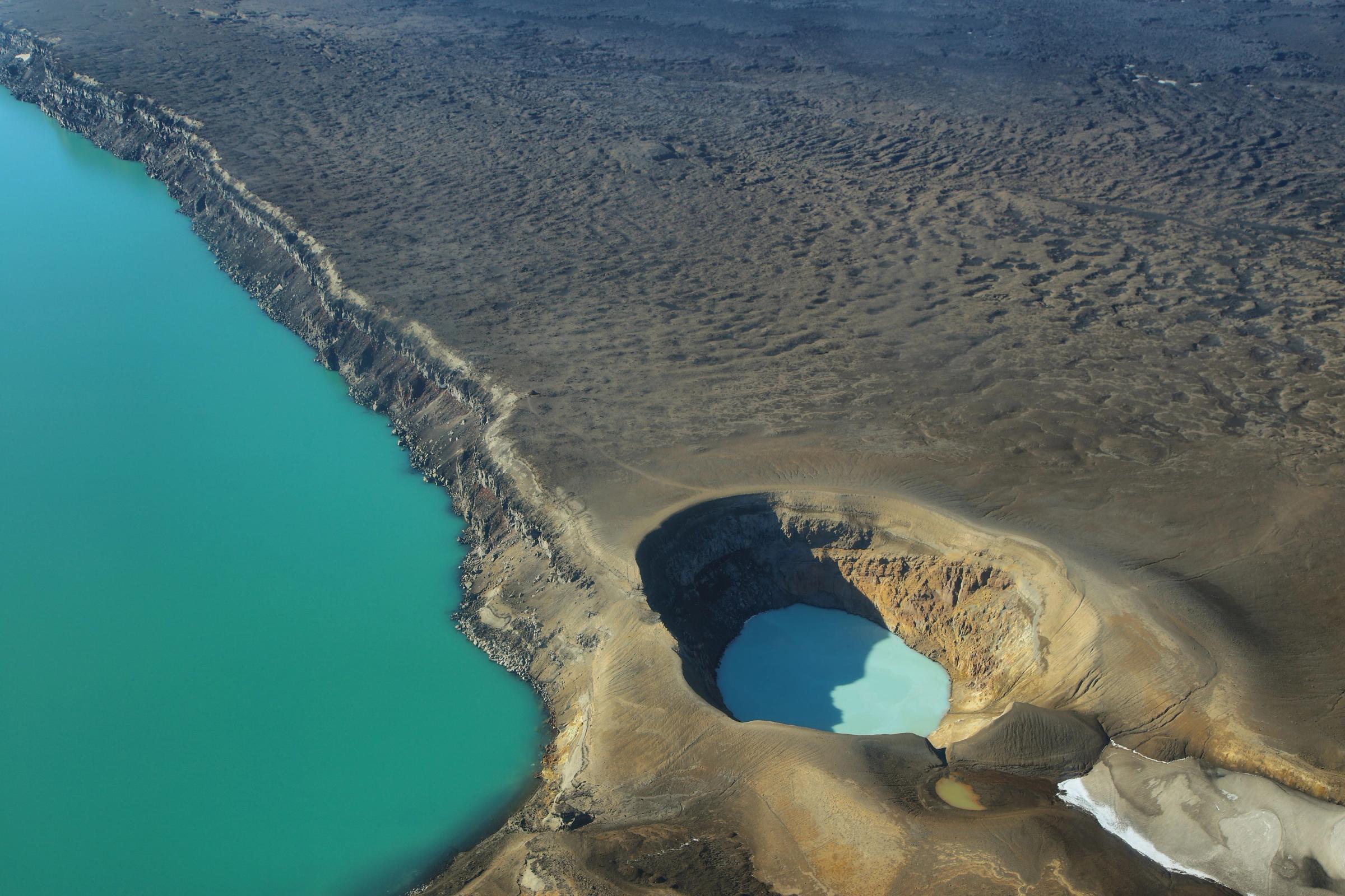 Panorámica aérea de la Caldera de Askja