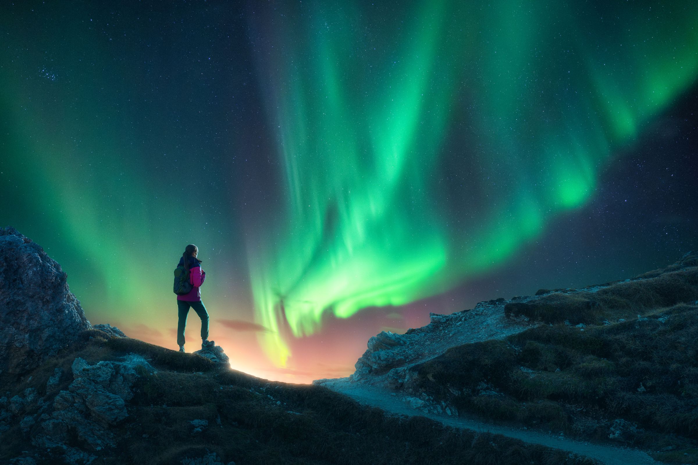 Northern lights Iceland Sample Itinerary for an October Trip to Iceland - Northern lights, hot springs, golden circle tour, south coast