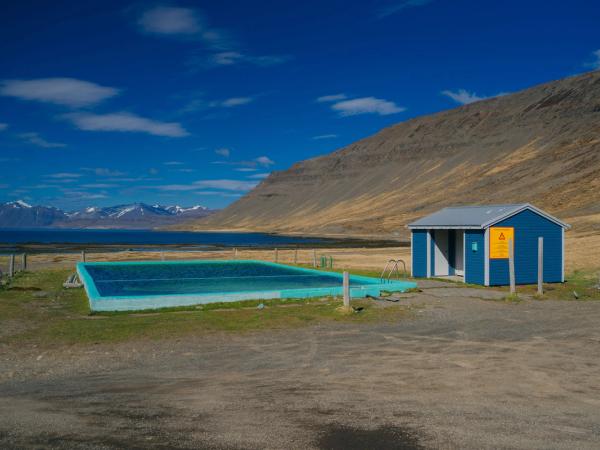 Reykjafjarðarlaug Hot Pool