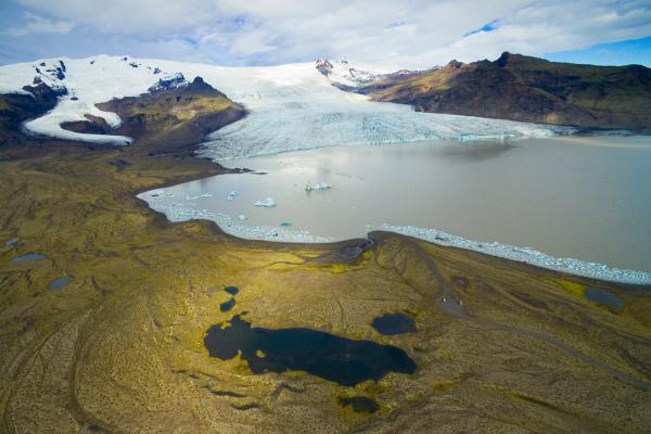 panoramic of a glacier and a lagoon
