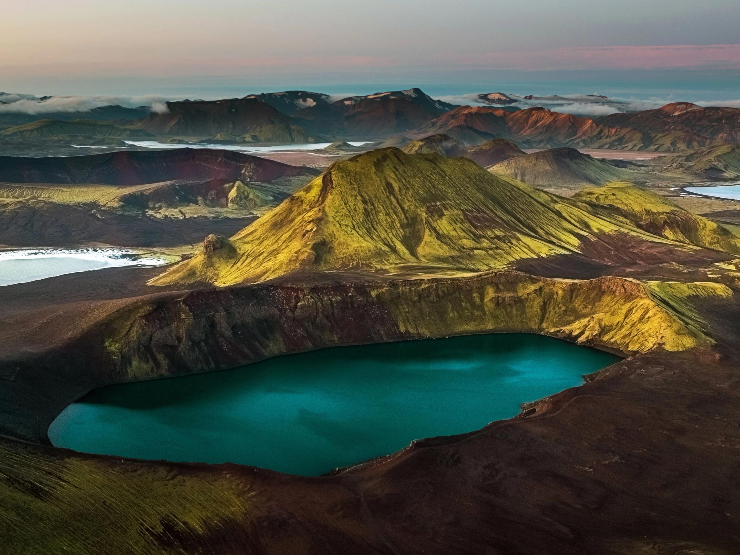 Mountains, volcanoes, and lakes in the Highlands of Iceland